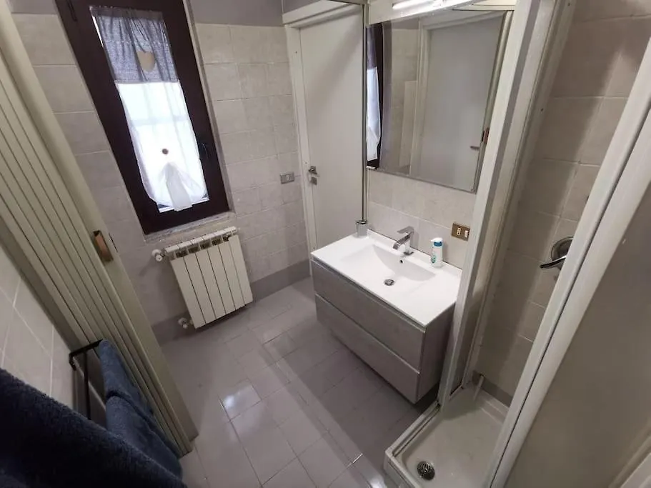 Casa Indipendente - Piccolini Hideaway Apartment Vigevano