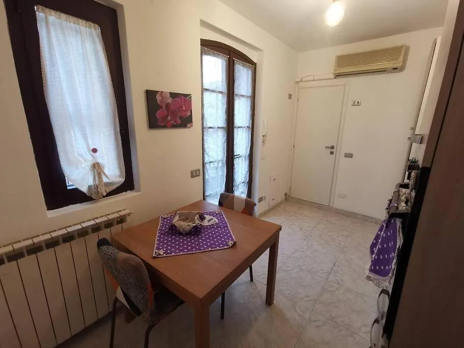Casa Indipendente - Piccolini Hideaway Apartment Vigevano 0*,