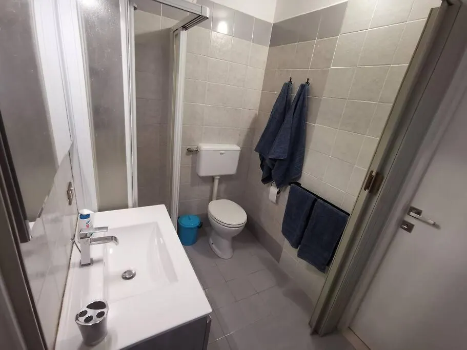 Casa Indipendente - Piccolini Hideaway Apartment Vigevano