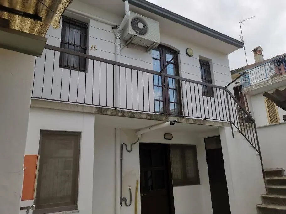 Casa Indipendente - Piccolini Hideaway Apartment Vigevano 0*,  Italy
